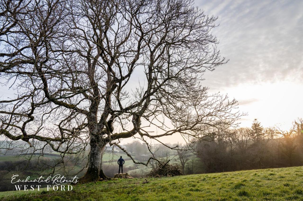 Enchanted Retreats At West Ford Devon South Molton Exterior photo