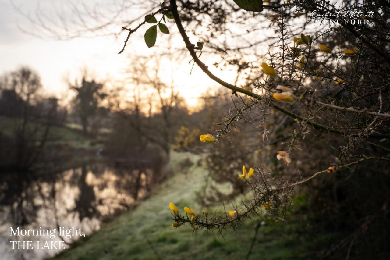 Enchanted Retreats At West Ford Devon South Molton Exterior photo