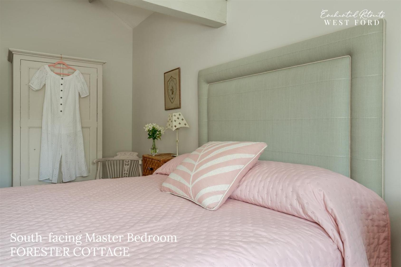 Enchanted Retreats At West Ford Devon South Molton Room photo