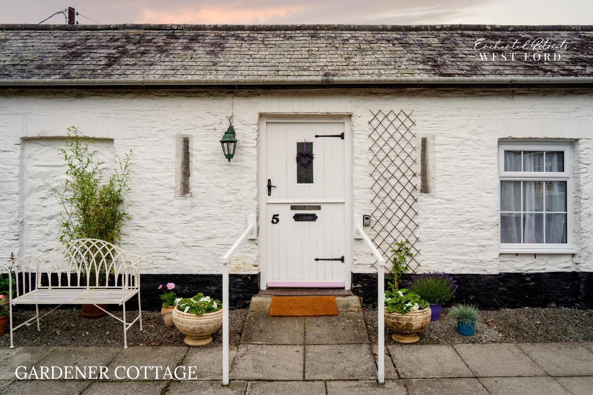 Enchanted Retreats At West Ford Devon South Molton Room photo